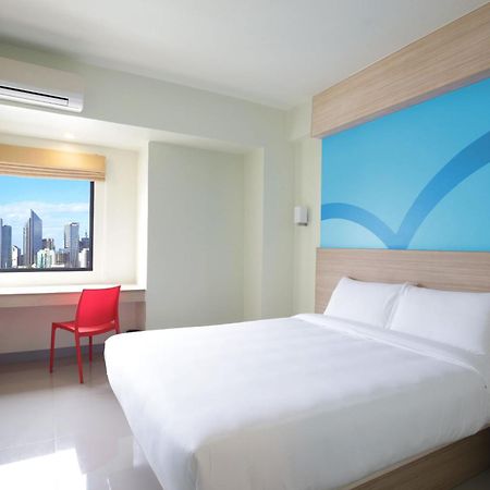 Hop Inn Hotel Cebu City חדר תמונה